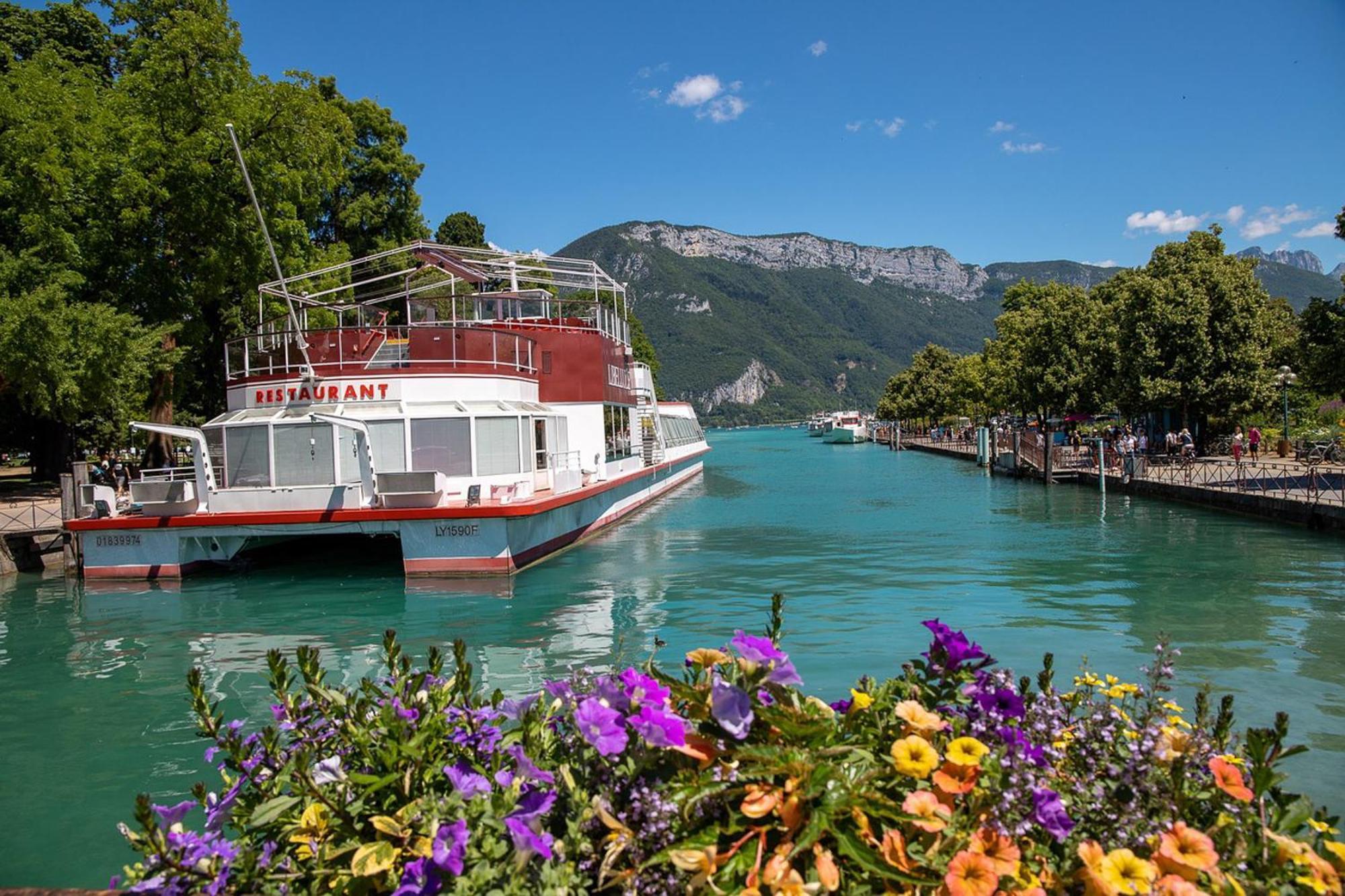 Reflet Bleu Du Lac D'Annecy 3 Etoiles - Face Au Lac, Parking Gratuit, Paddle Board Дуссар Екстер'єр фото